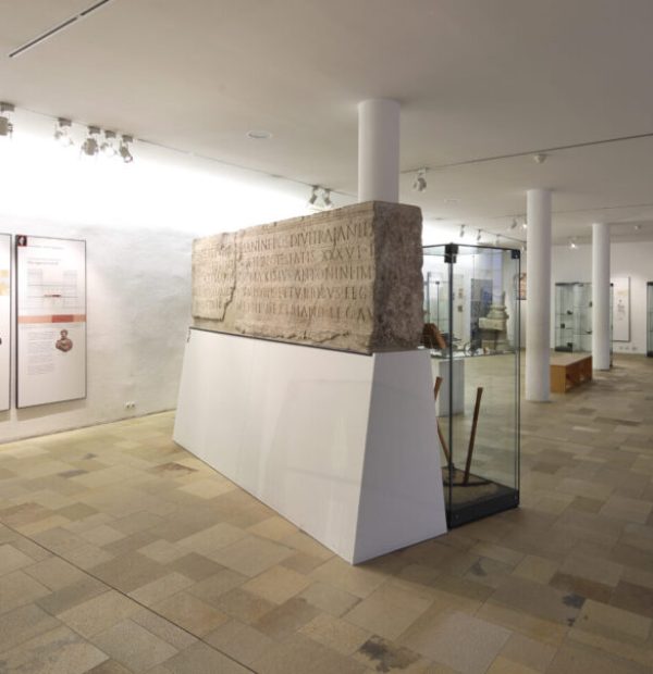 Kap08evt_HM Römersaal 1_ BSR